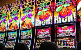 solt 777 တိုက်ရိုက်ကာစီနို Real Dealer Baccarat HD